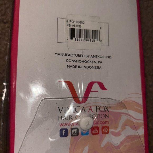 Vivica A Fox Draw String Ponytail Pocketbun Extension With Natural Yaki PB Alice - Picture 5 of 8